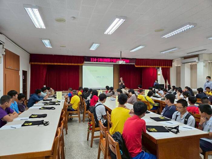 114學年度國民中學技藝教育抽離式合作班開訓典禮圖片